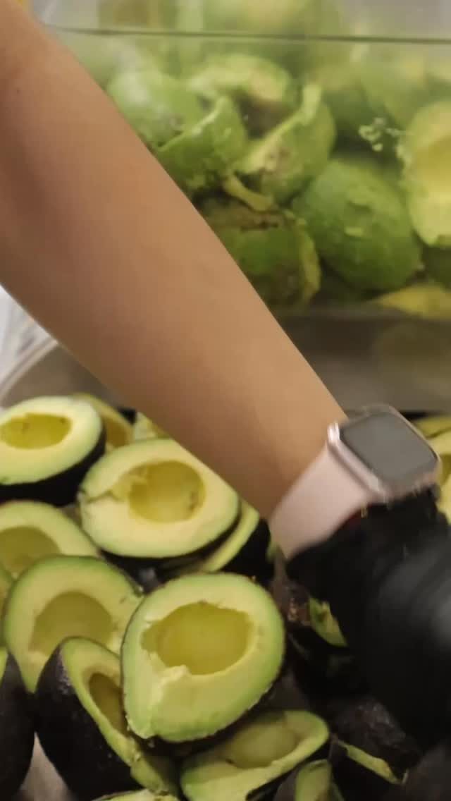 Instagram post from gustacos.to. This post is in position 2.